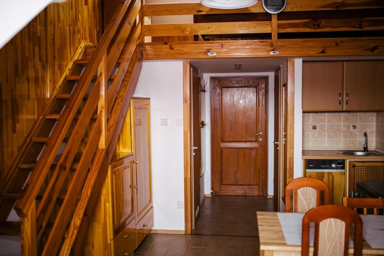 Niki Apartman Gyula Ngoại thất bức ảnh