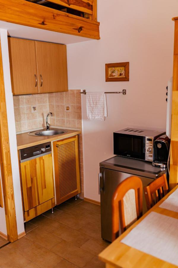 Niki Apartman Gyula Ngoại thất bức ảnh